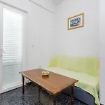 Апартаменты Maestral *