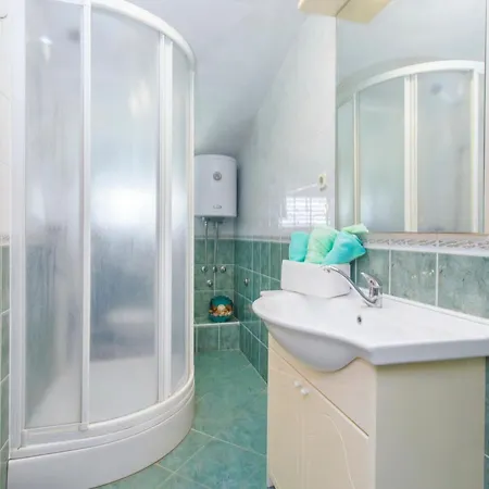 Maestral Apartment *