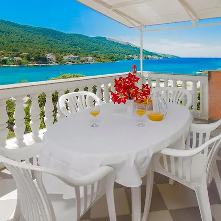 Maestral Apartment Grebastica