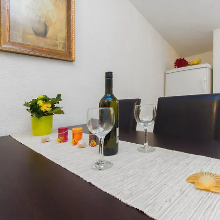 Apartment Maestral