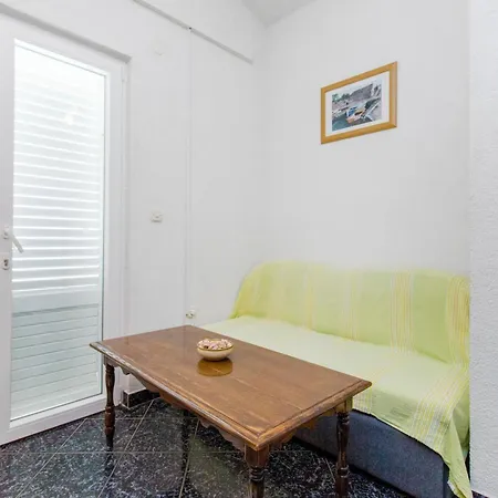 Apartman Maestral *
